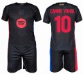 Strój piłkarski Lamine Yamal Barcelona komplet 10 koszulka + spodenki czarne (1).jpeg